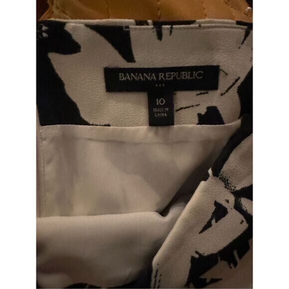 Banana Republic Floral Print Mini Skirt Abstract Brushstroke Pattern Chic Casual - Picture 5 of 7